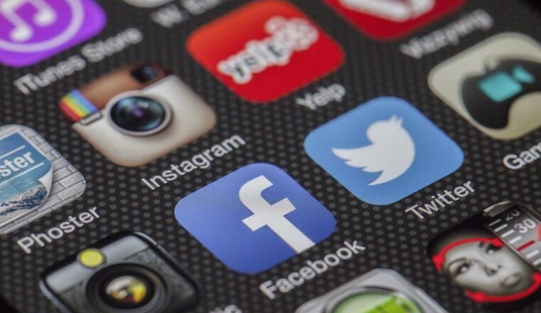 6 Cara Mengelola Sosial Media Yang Jarang Orang Lakukan
