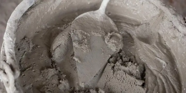 campuran semen dan pasir